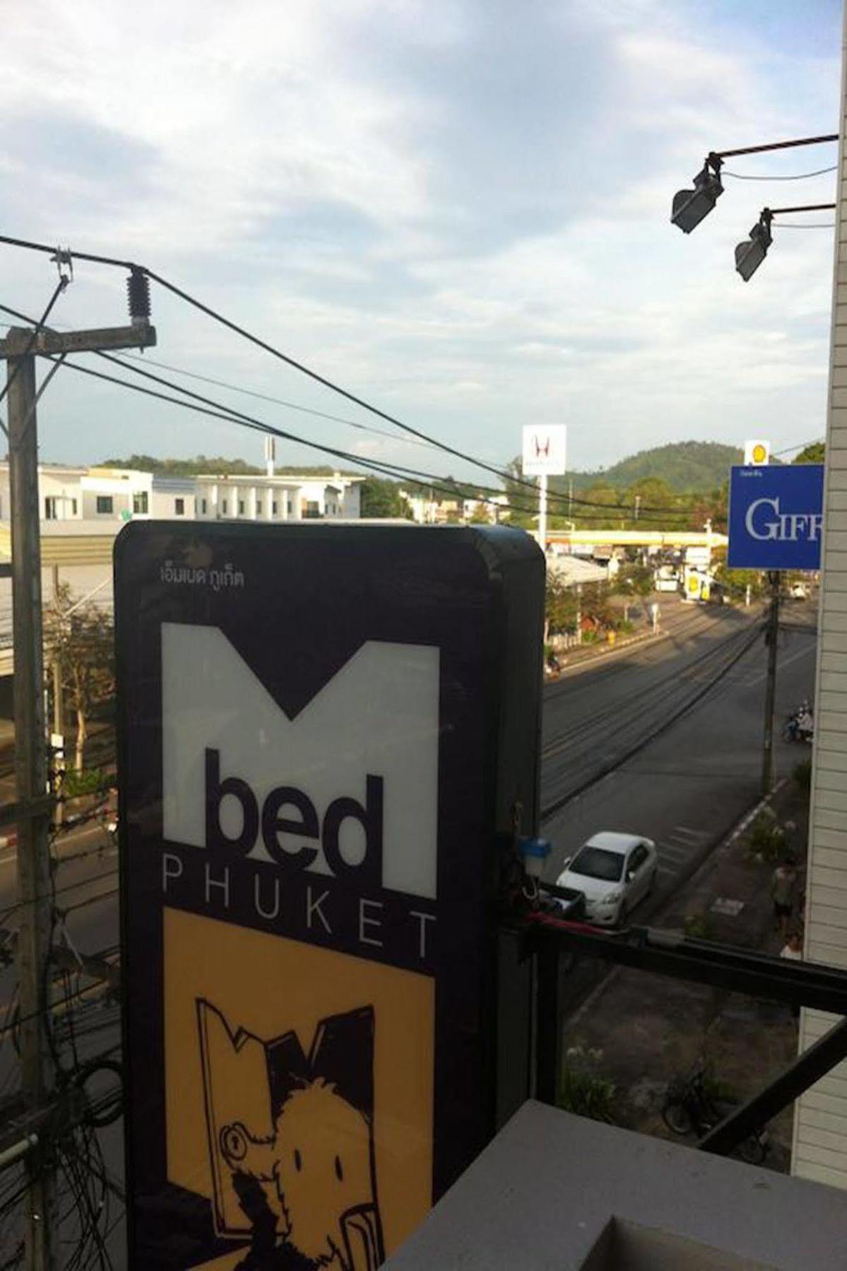 Hostel Mbed Phuket Exterior foto